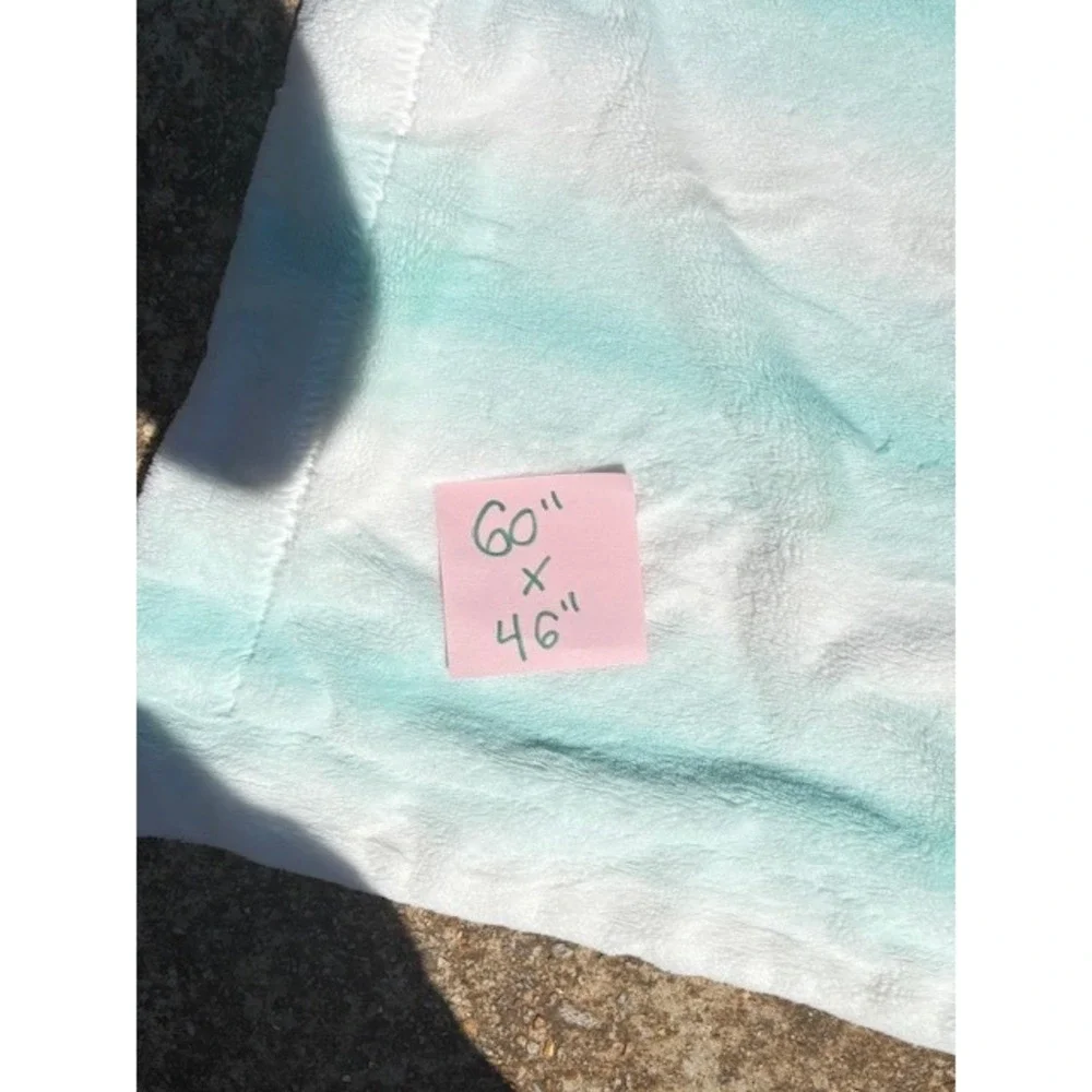 Simply Minky Plush Throw Blanket White Teal Blue Tie Dye Soft Cozy 60x46 USA